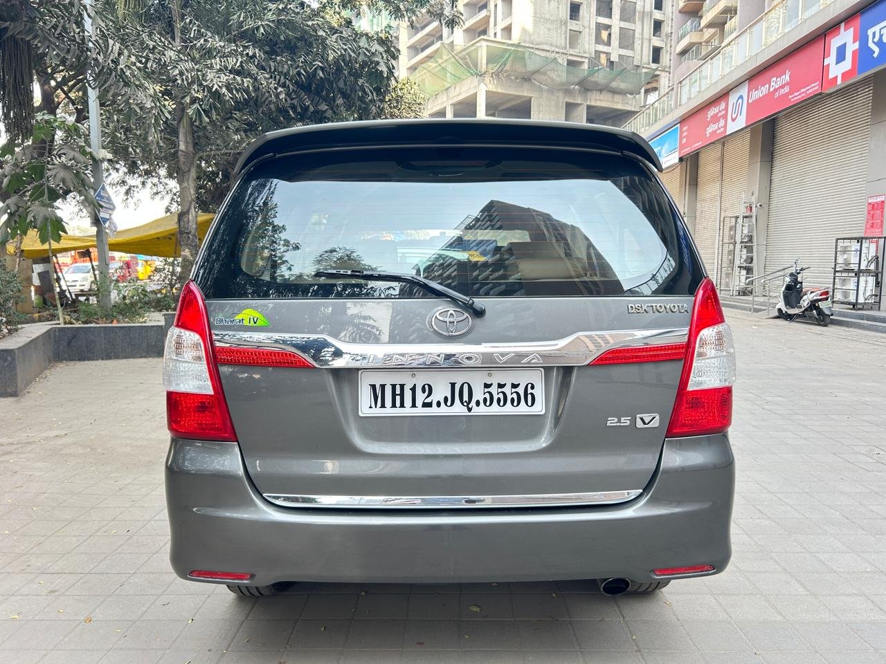 Innova 2.5 V
